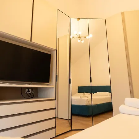 Da Matteo E Lorenza - Tra Stazione E Centro Apartament *